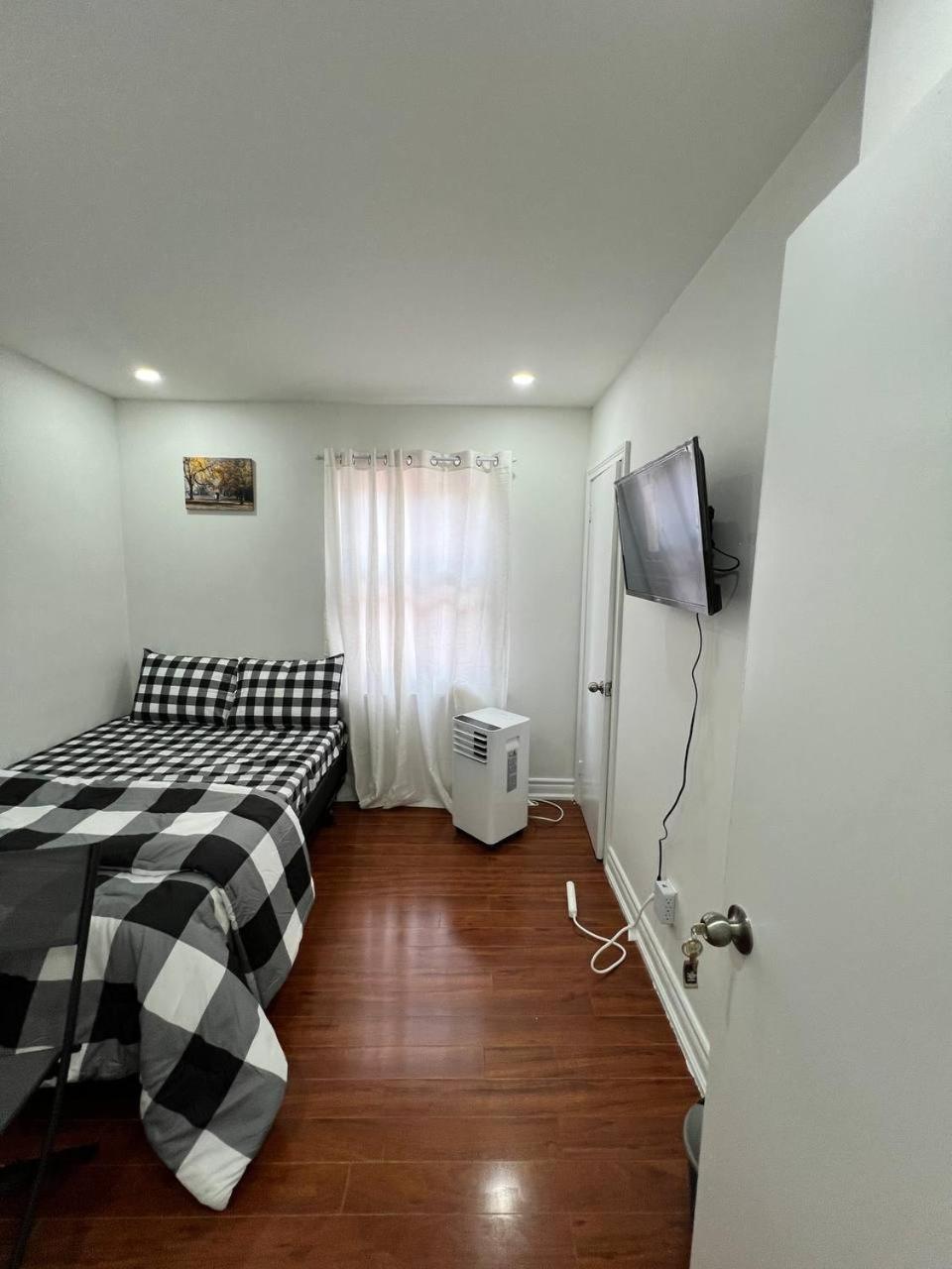 #1 Convvy-Nient Residence! Toronto Bagian luar foto