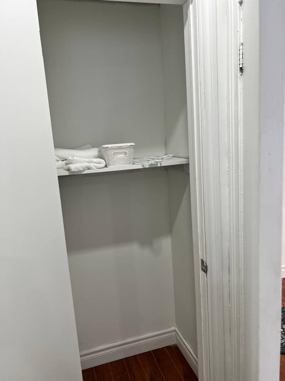 #1 Convvy-Nient Residence! Toronto Bagian luar foto
